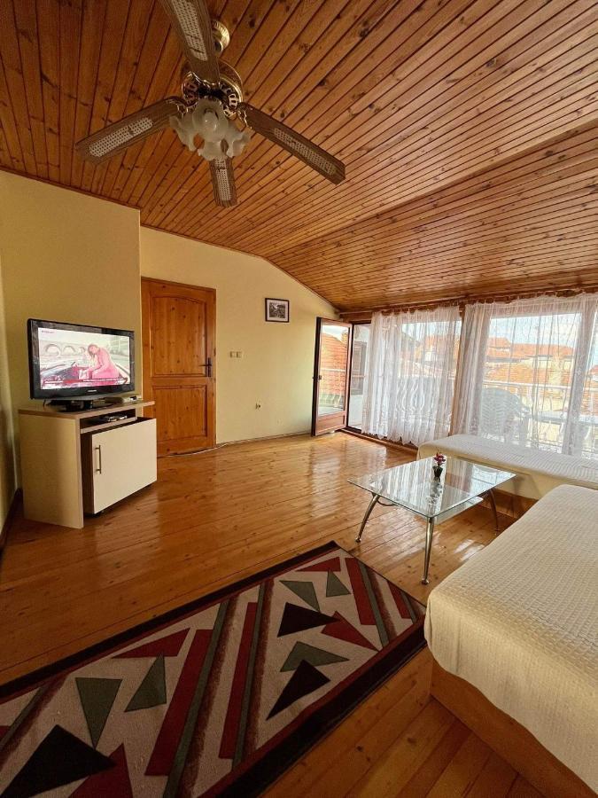 Апартаменти За Гости Nessebar Exterior foto